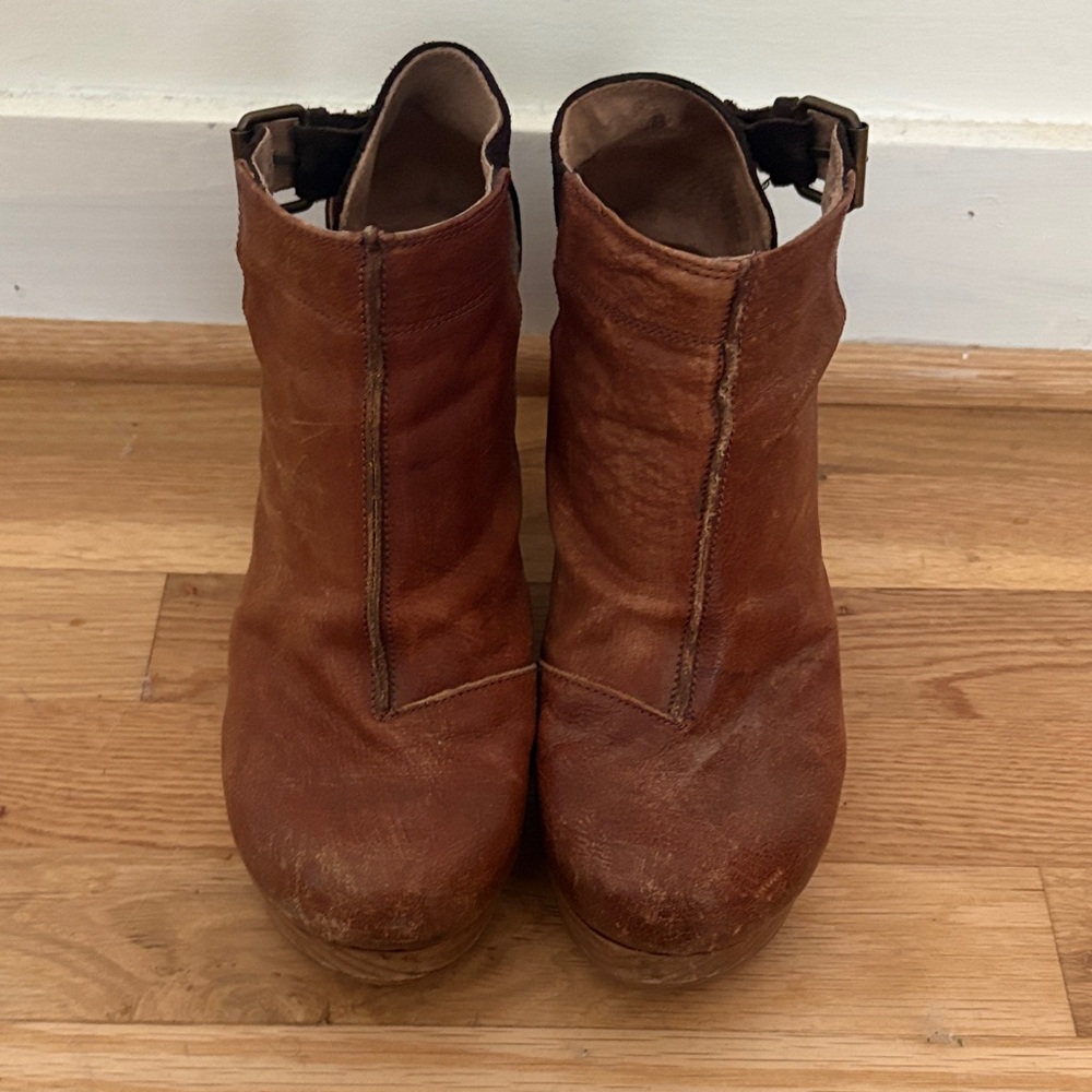RARE Free People Brown Leather Ankle Clogs 39
